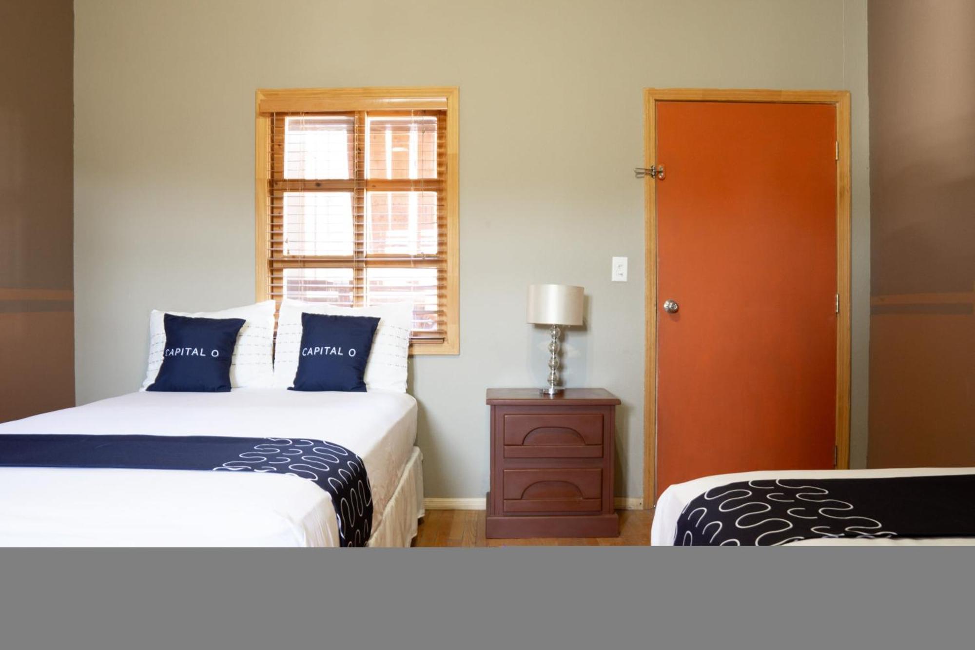 Capital O Hotel Villa Azura Tecate Eksteriør bilde